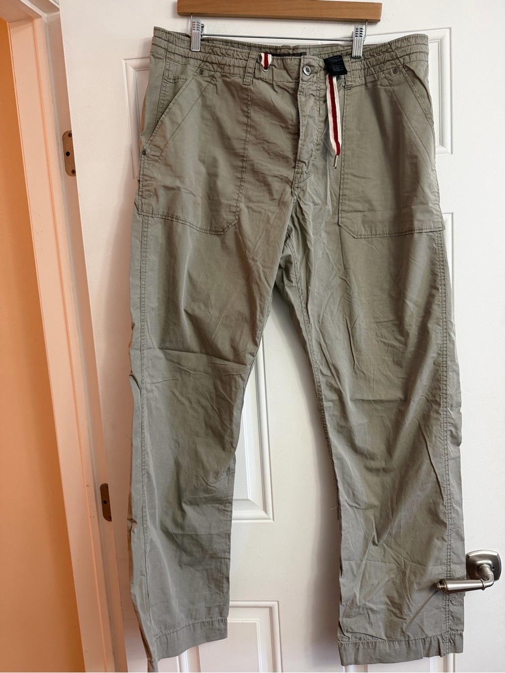 L.G.G.G. (Label of Graded Goods) men pants Size 38